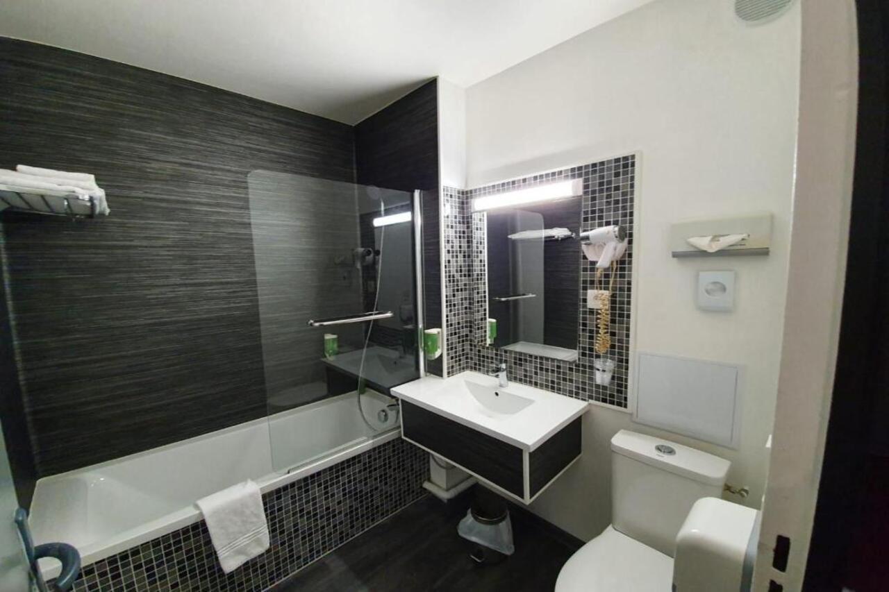 Kyriad Fargeau Ponthierry - Apollonia Hotel