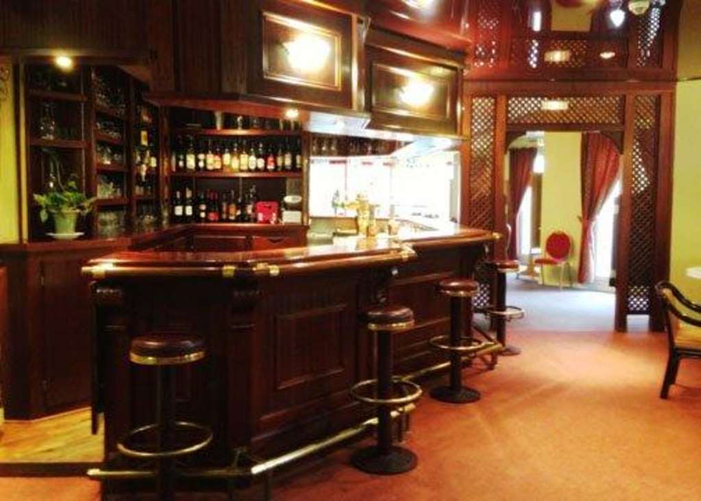 Kyriad Fargeau Ponthierry - Apollonia 3*